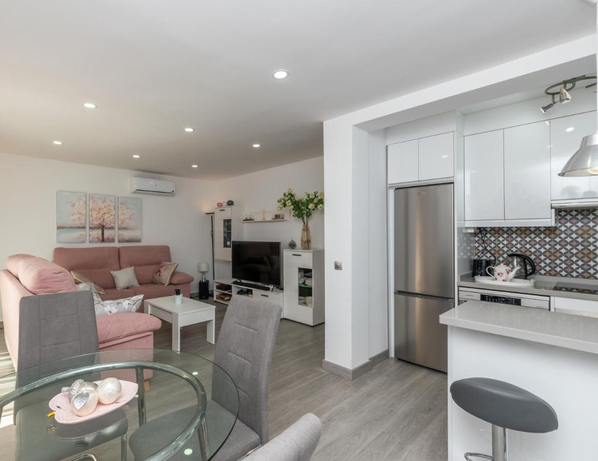 דירות New Modern 3Br With Terrace In Fuengirola Centre מראה חיצוני תמונה