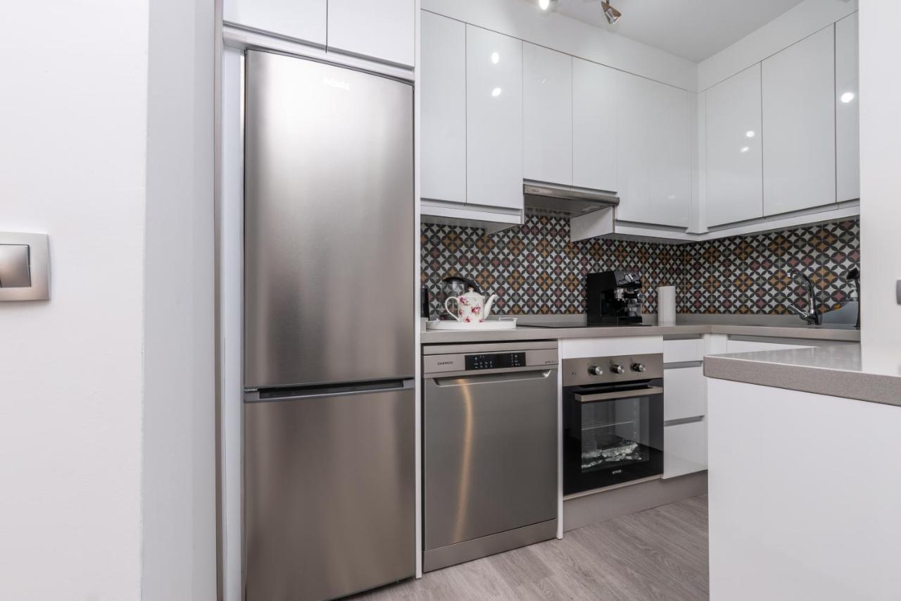 דירות New Modern 3Br With Terrace In Fuengirola Centre מראה חיצוני תמונה