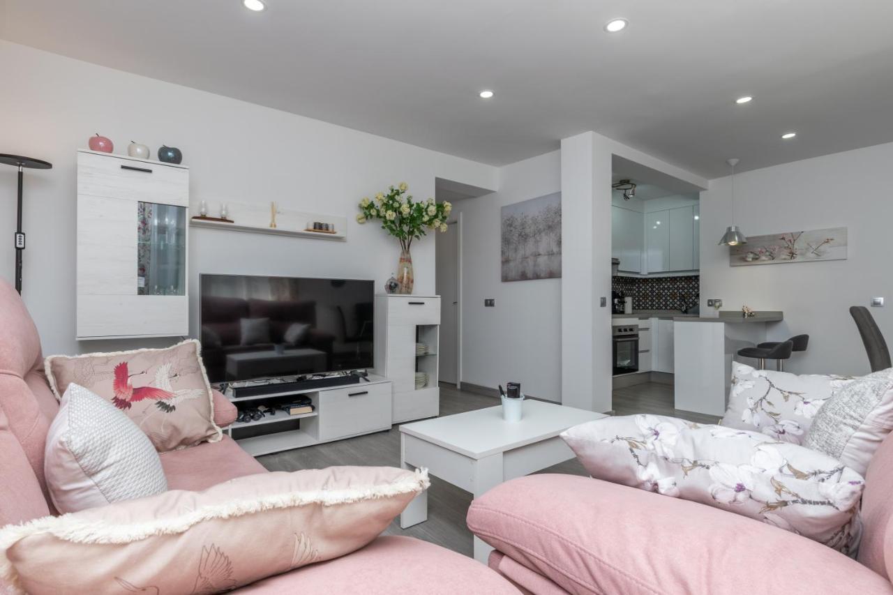 דירות New Modern 3Br With Terrace In Fuengirola Centre מראה חיצוני תמונה